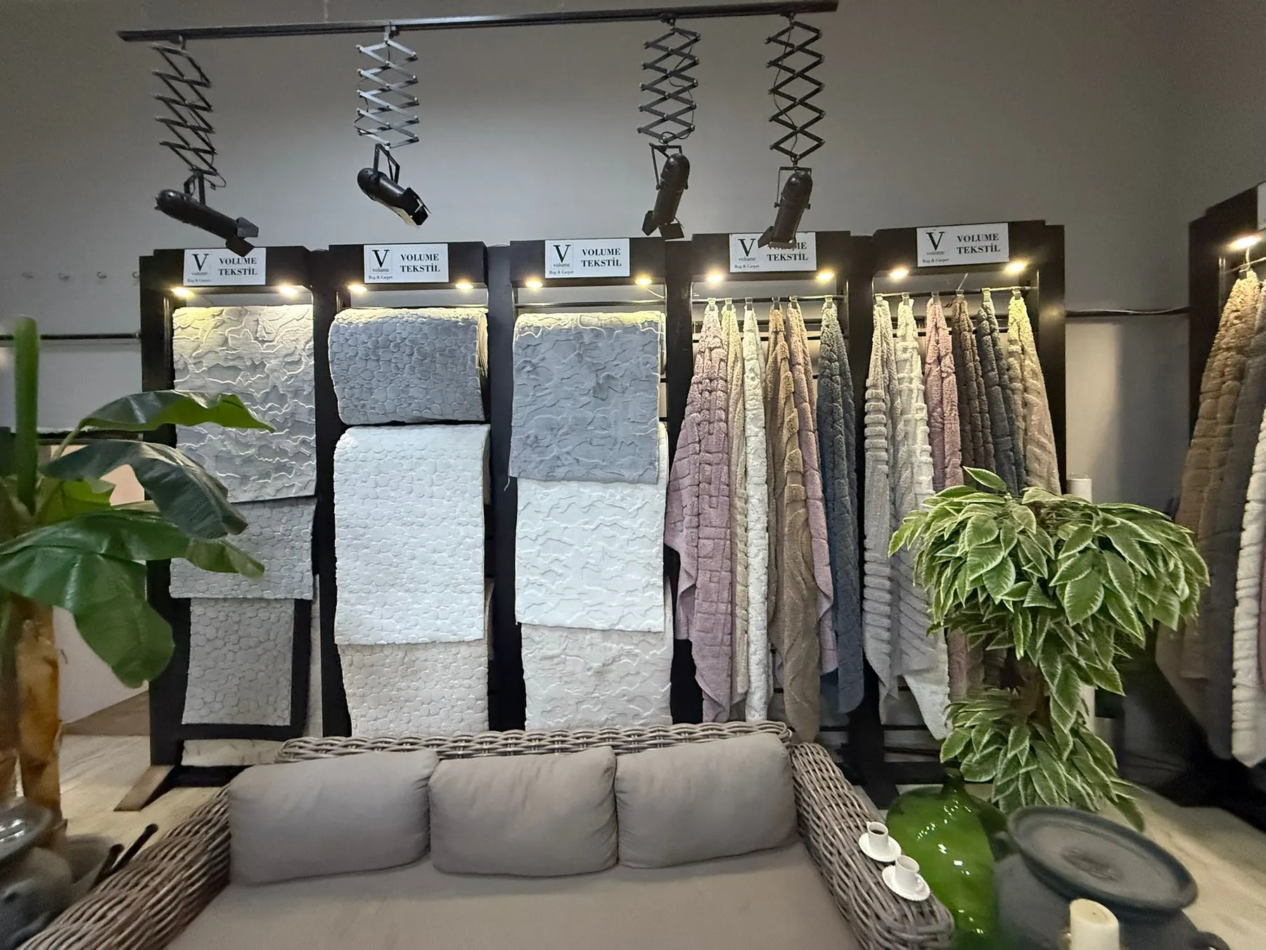 Fabrika ve Showroom
